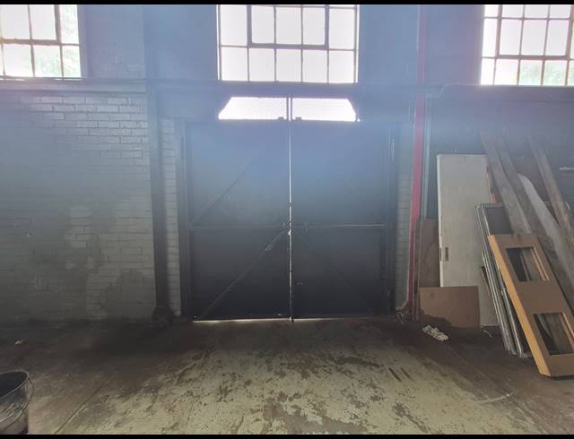 400M² WAREHOUSE TO LET IN LUIPAARDSVLEI